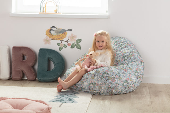 Coussin en velours avec lettre C (différentes couleurs)