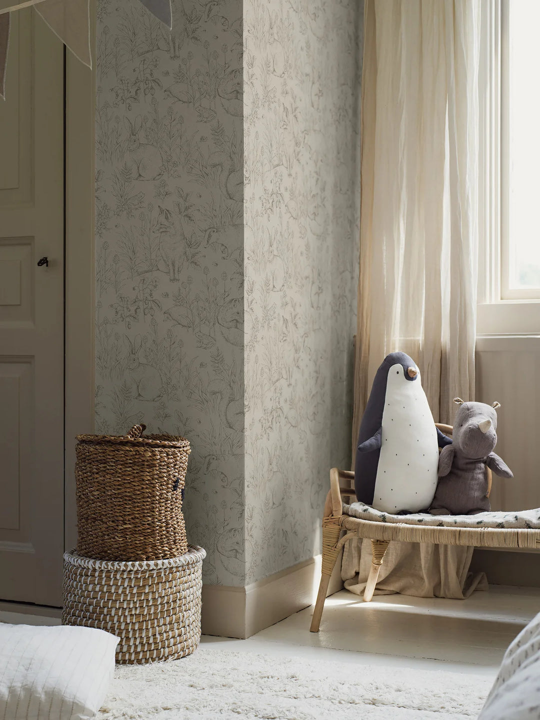 Borastapeter Wallpaper - Forest Friends Beige