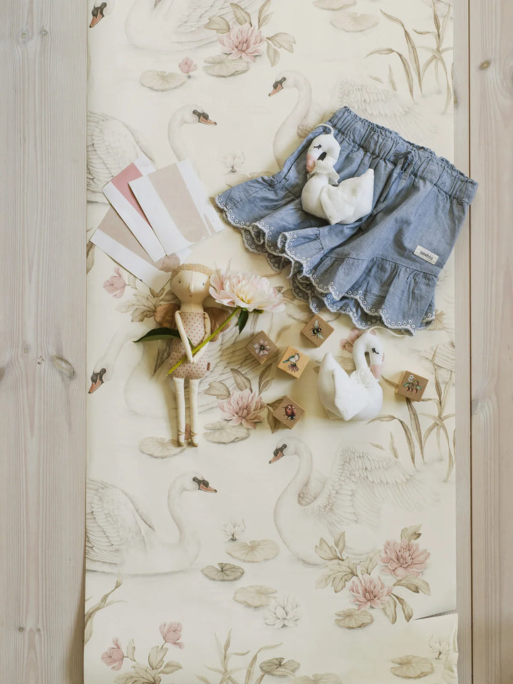 Borastapeter Wallpaper - Lily Swan Multi Colour