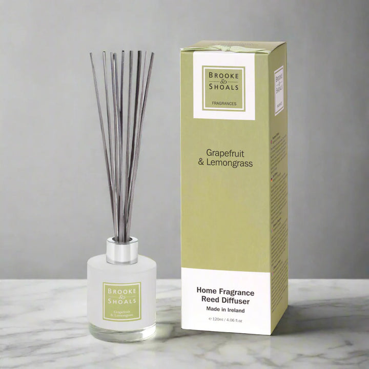 Diffuseur de parfums à roseaux Brook & Shoals - Pamplemousse et citronnelle