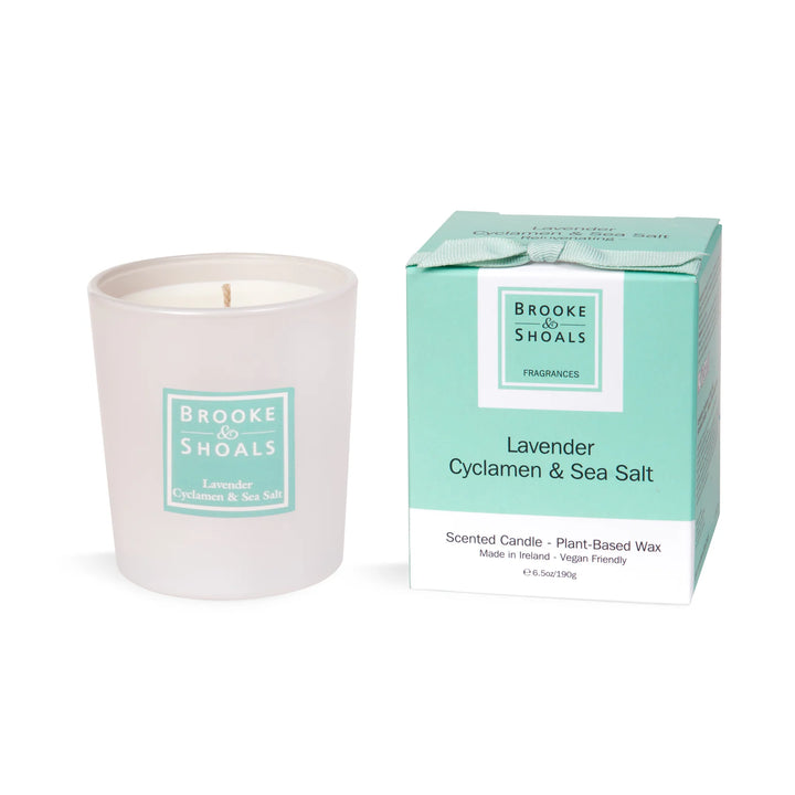 Brooke & Shoals Scented Candle - Lavender Cyclamen & Sea Salt