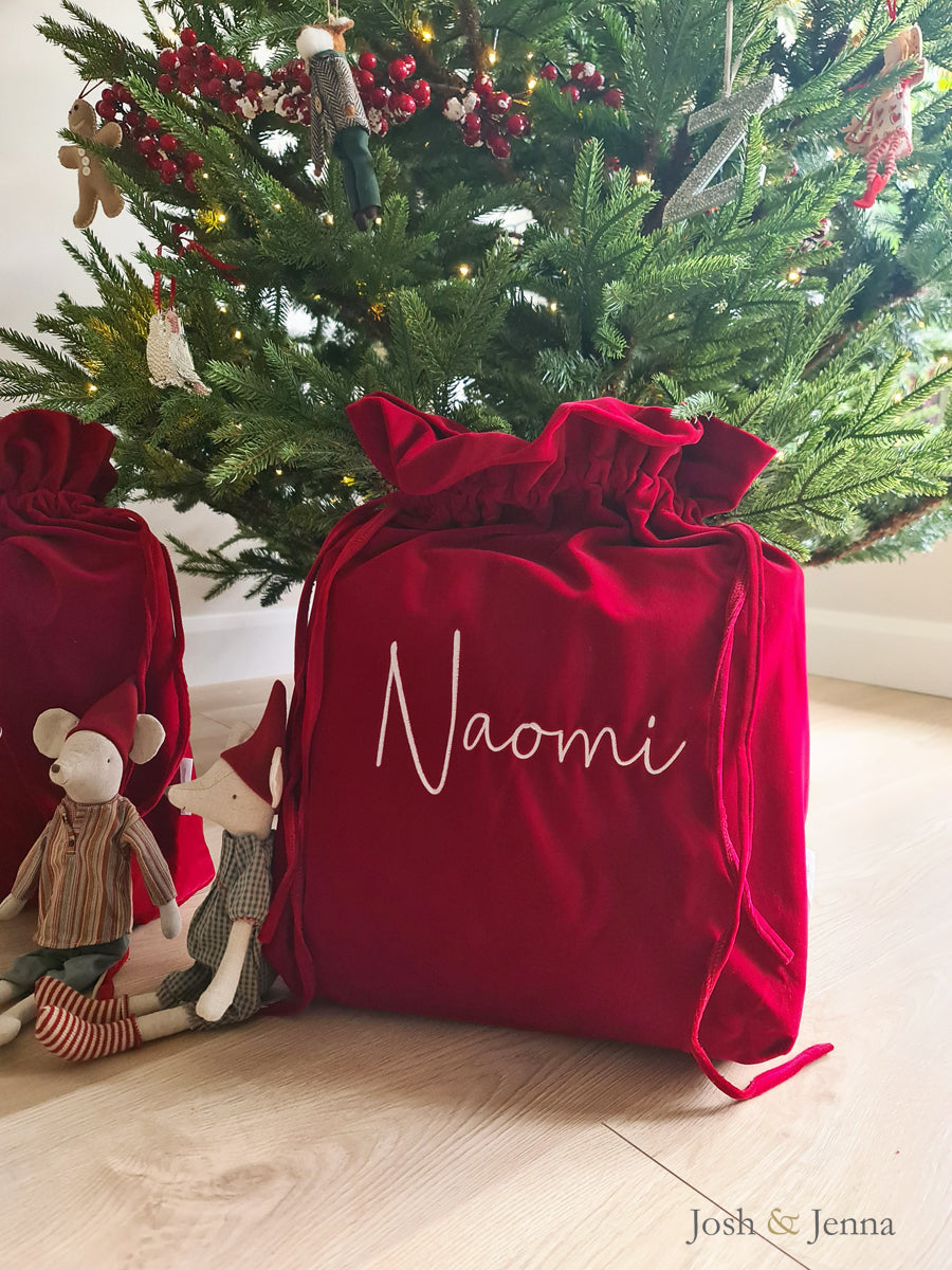 Sac de Noël personnalisé en velours rouge