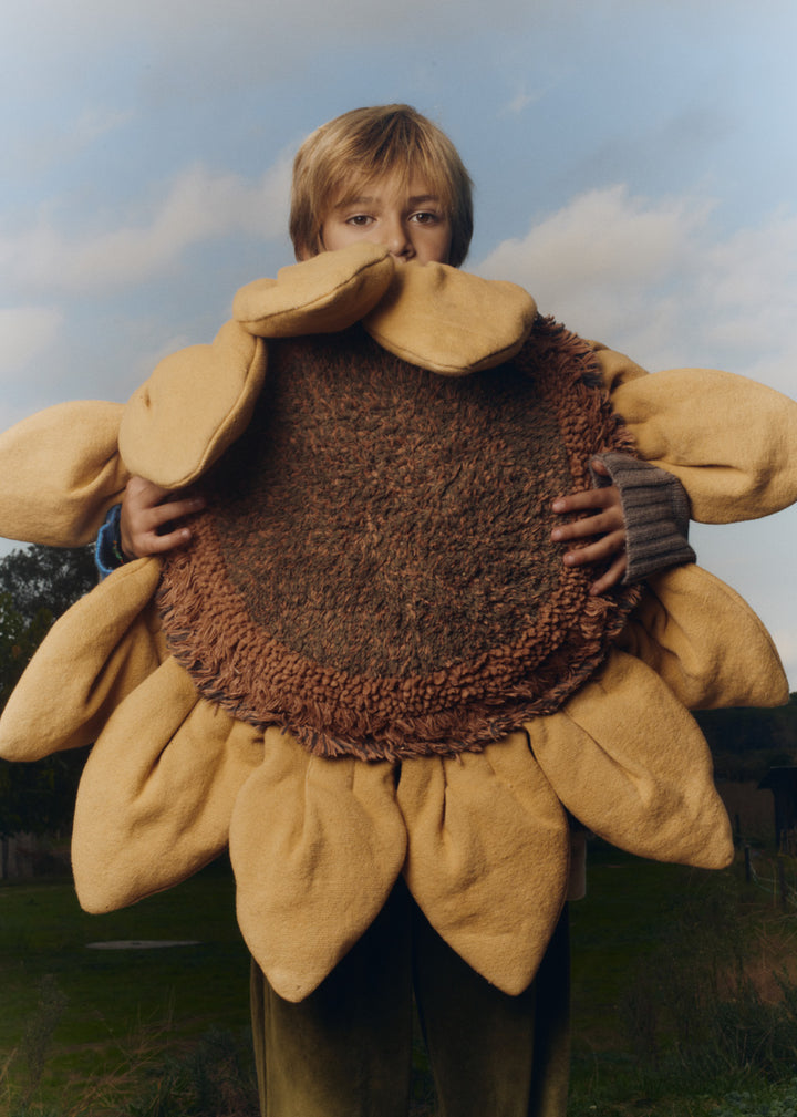 Lorena Canals Bodenkissen - Rosa Gänseblümchen