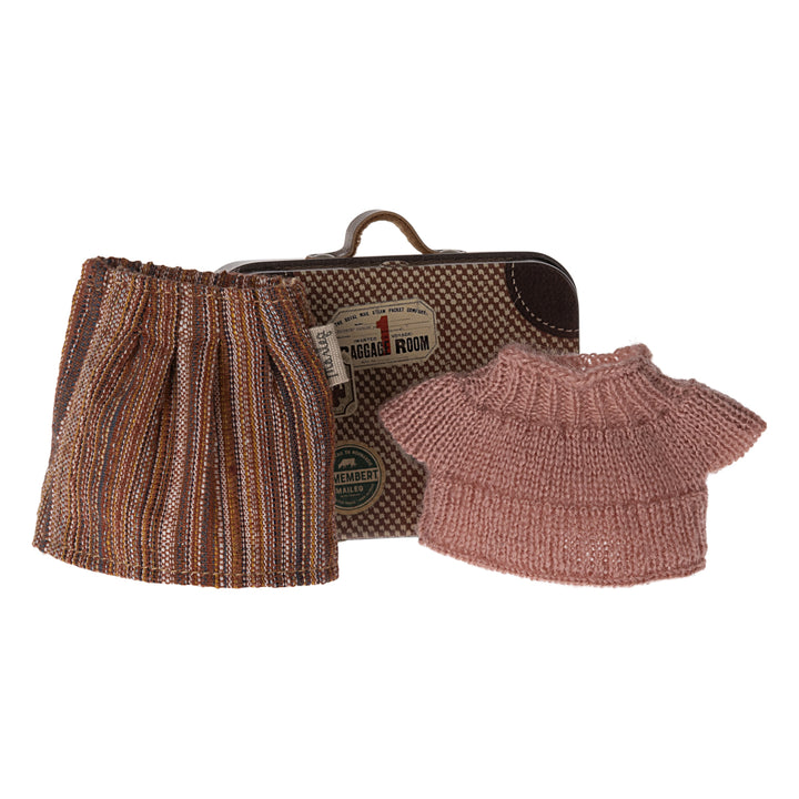 NEW Maileg Mouse Knitted Blouse & Skirt In A Suitcase - Grandmother