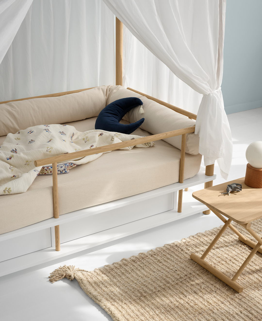 Oliver Furniture Camp Bed Snake - Undyed