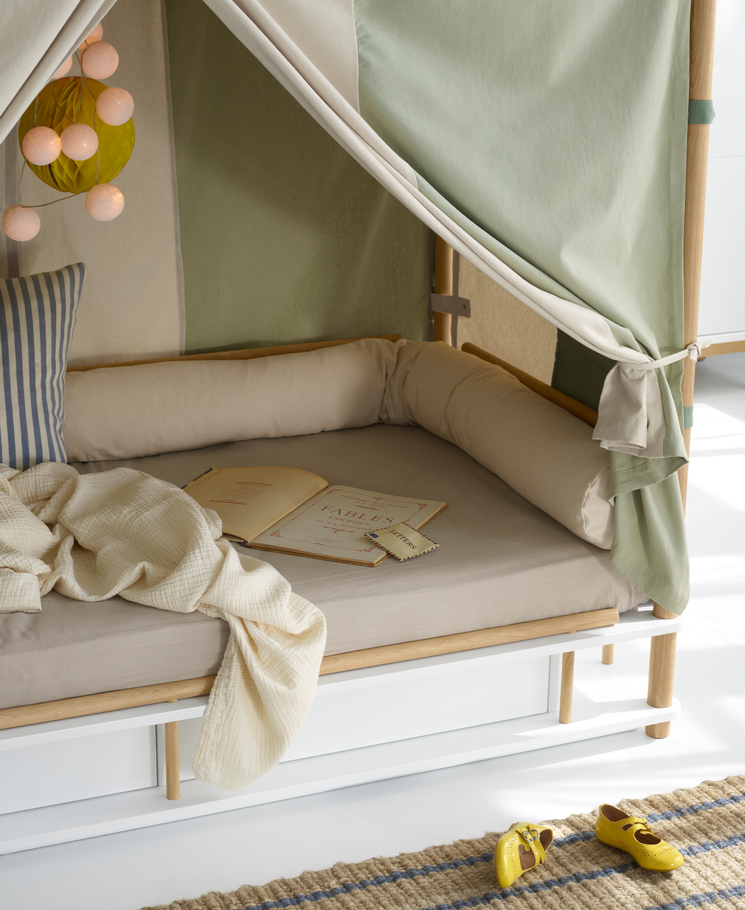 Oliver Furniture Camp Bed Snake - Undyed