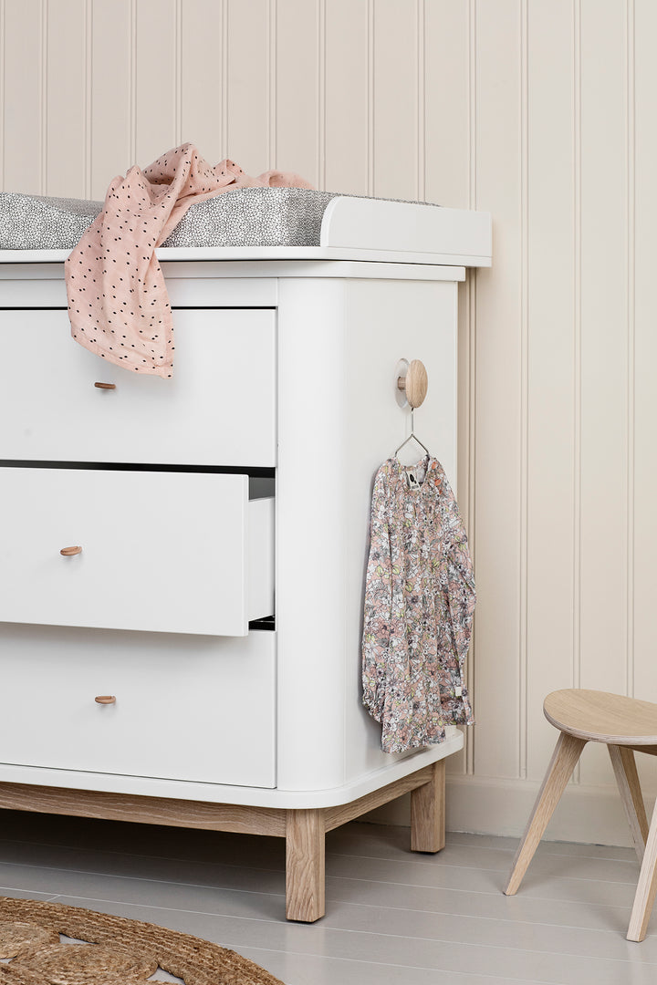 Oliver Furniture Nursery 6 Drawer Dresser (with changer top) - White/Oak