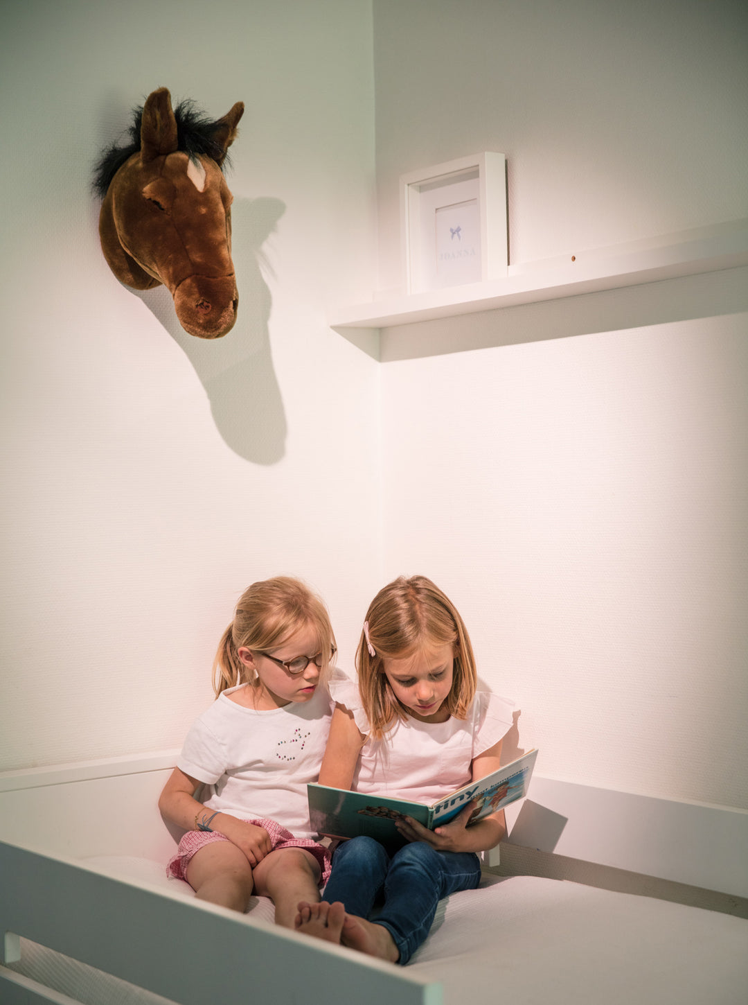 Wild & Soft Wall Toy - Scarlett The Horse