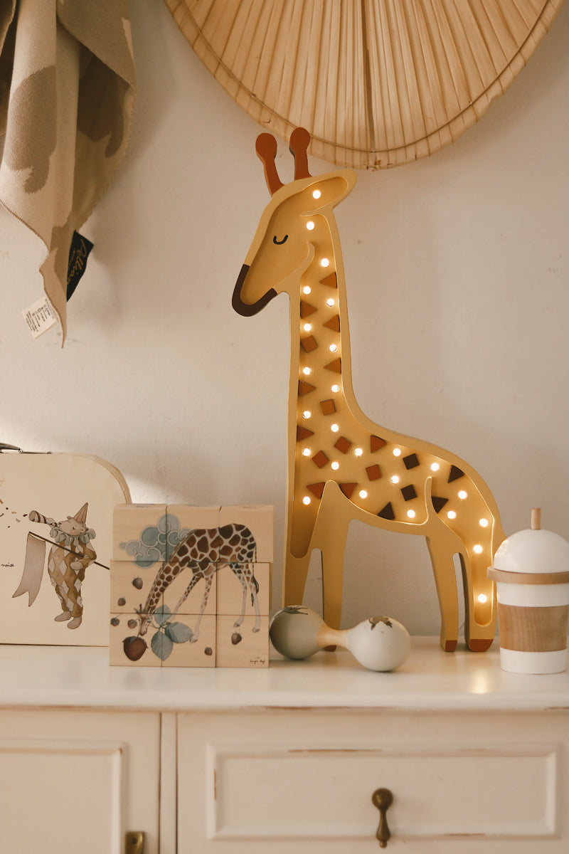 Giraffenlampe von Little Lights | Afrikanisches Gelb
