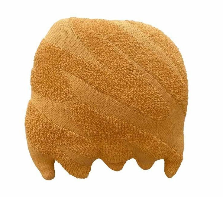 Gestricktes Ghosty-Kissen von Lorena Canals