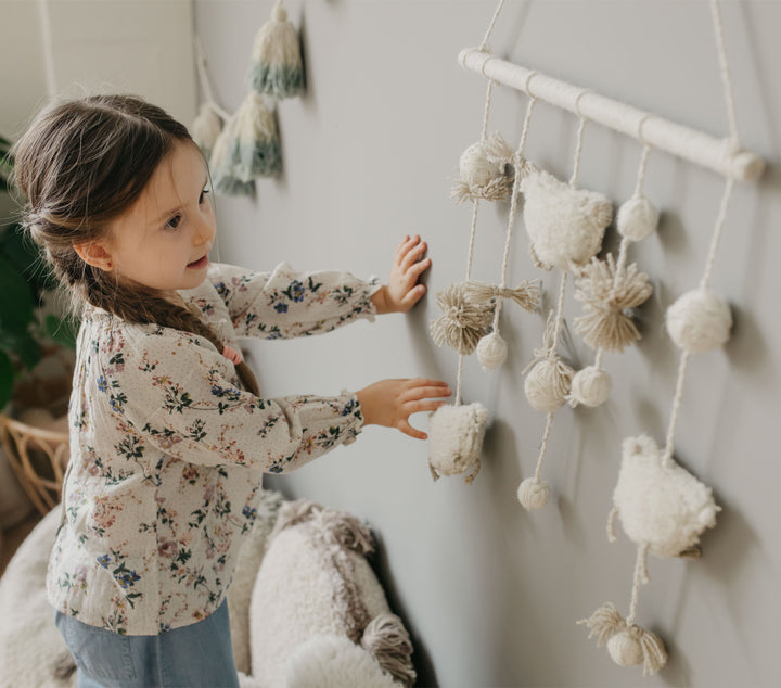 Lorena Canals Wandbehang „Schafherde“