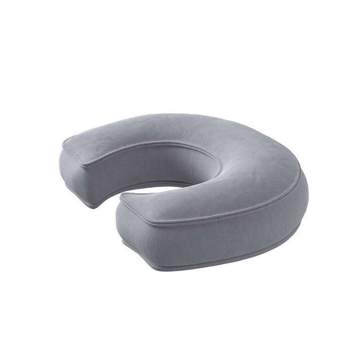 Coussin en velours avec lettre C (différentes couleurs)