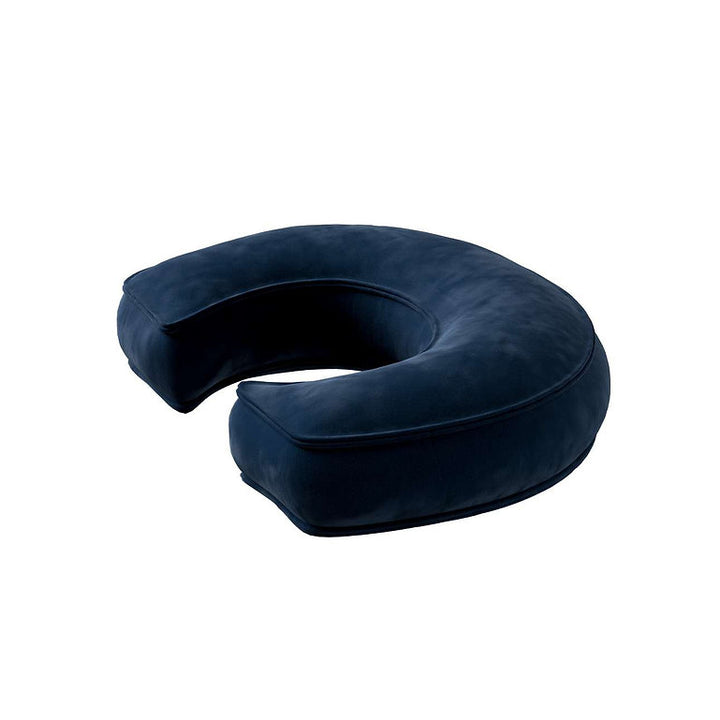 Coussin en velours avec lettre C (différentes couleurs)