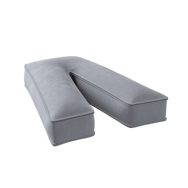 Buchstabenkissen aus Samt – V (verschiedene Farben)