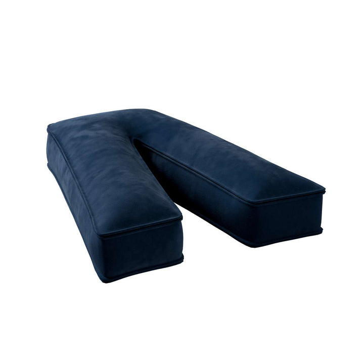 Buchstabenkissen aus Samt – V (verschiedene Farben)