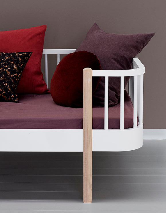 Oliver Furniture Wood Junior Day Bed (90x160 / 200cm) - White/Oak