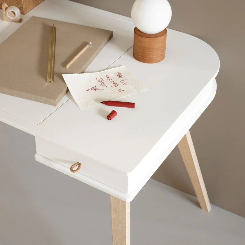 Oliver Furniture Holzschreibtisch