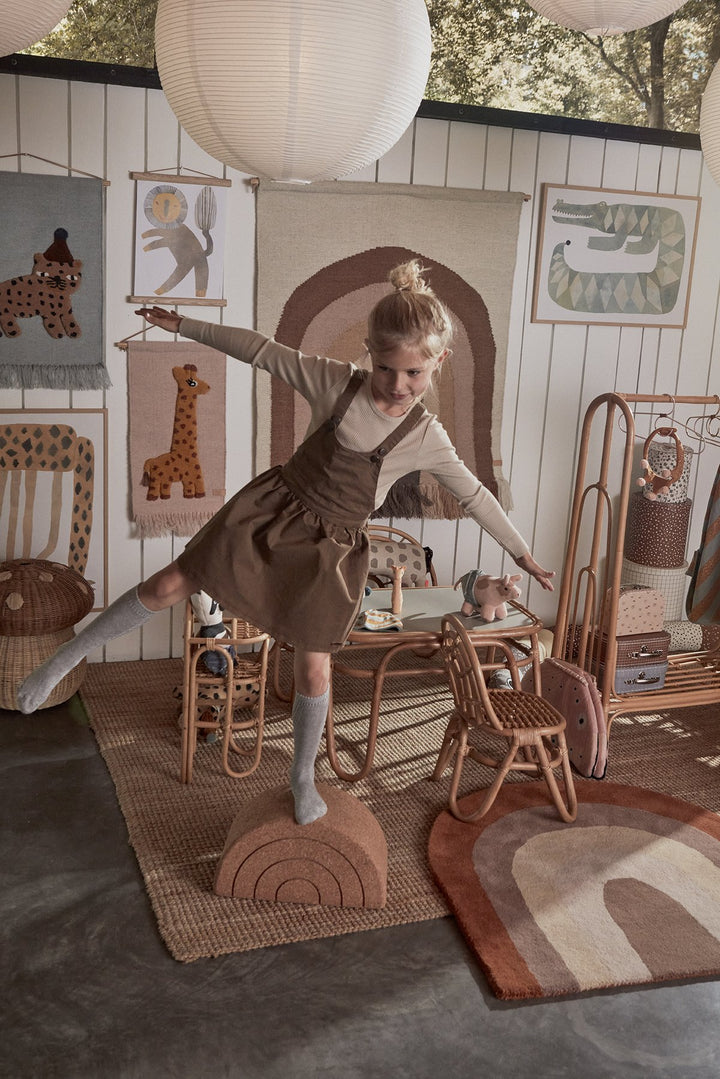 OYOY – Regenbogen-Teppich in Choko