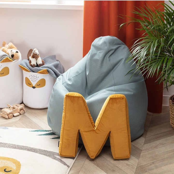 Coussin lettre en velours - F (différentes couleurs)