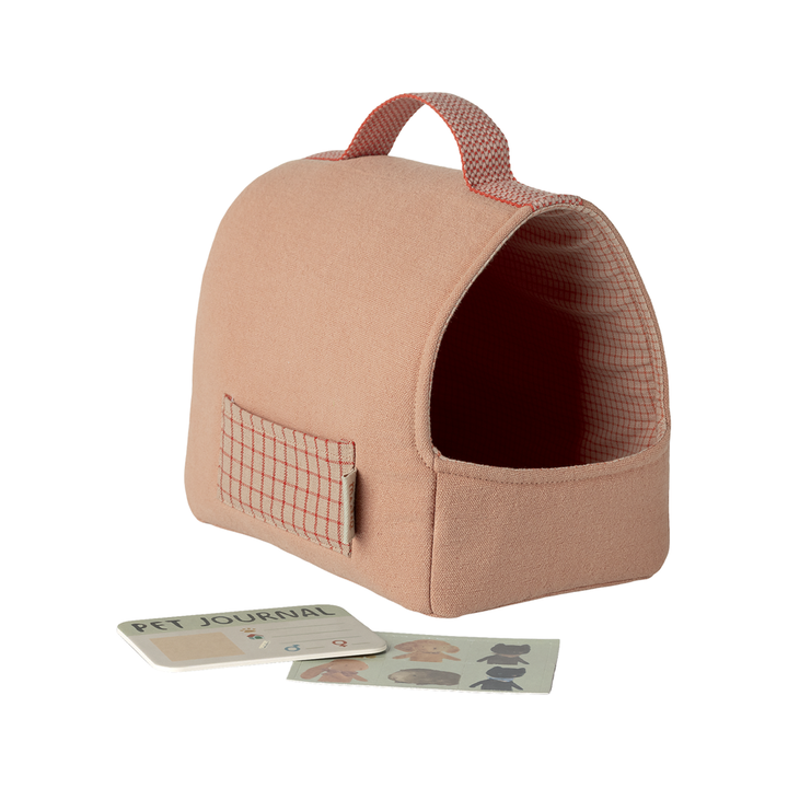 Maileg Pet Carrier - Coral