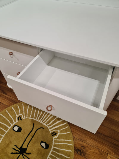Ex Display Oliver Furniture Nursery 6 Drawer Dresser (with changer top) - White/Oak