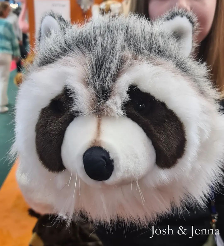 Wild &amp; Soft X Josh &amp; Jenna - Josh le raton laveur