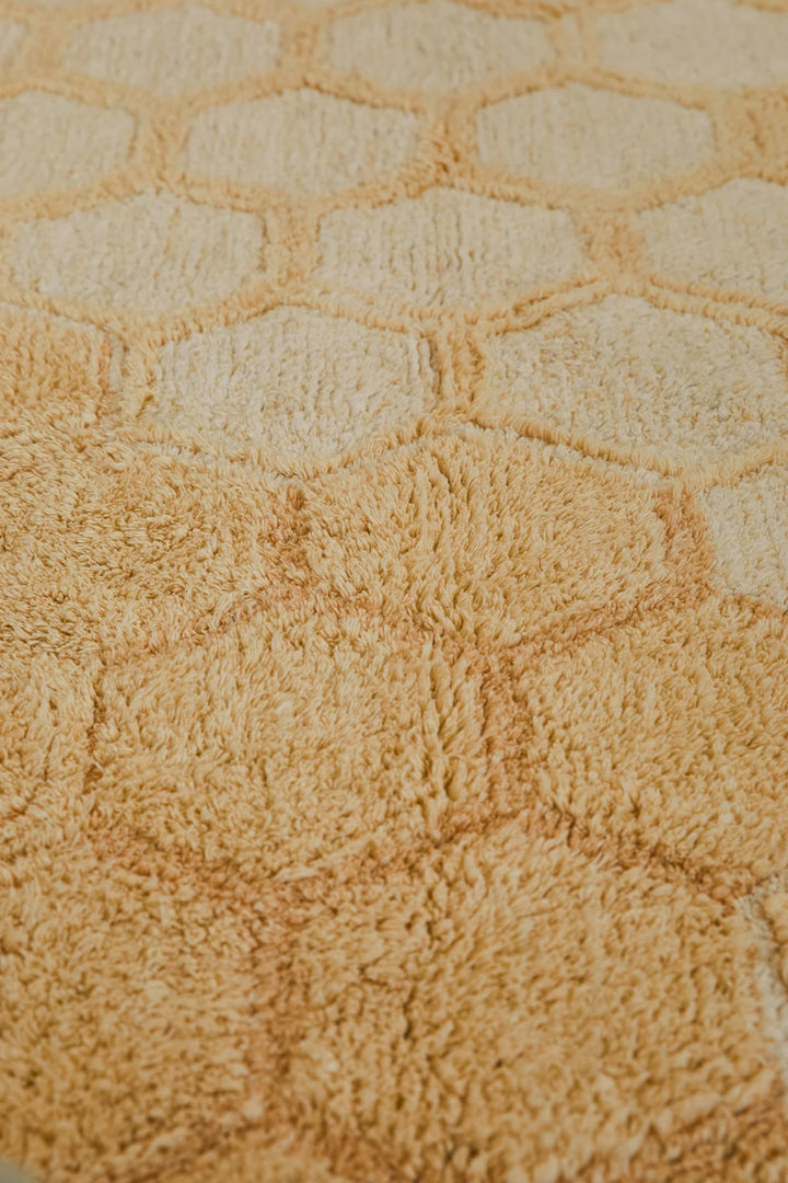 Maschinenwaschbarer Teppich von Lorena Canals – Süßer Honig