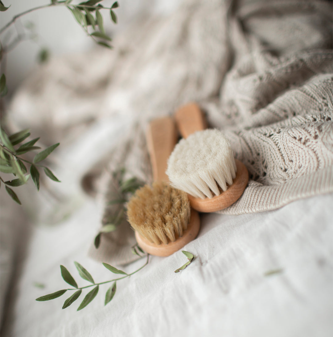 Brosse à cheveux naturelle pour bébé