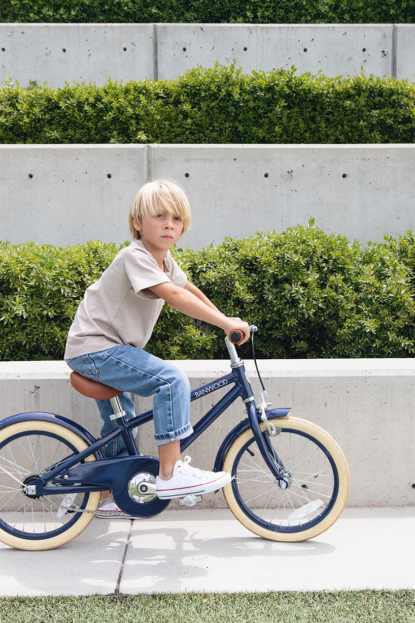 Banwood Classic 16" Kinderfahrrad - Marineblau