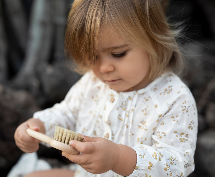 Brosse à cheveux naturelle pour bébé