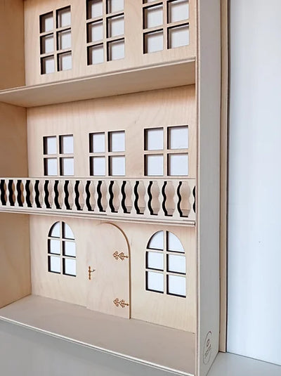 Dutch Doll House Shelf