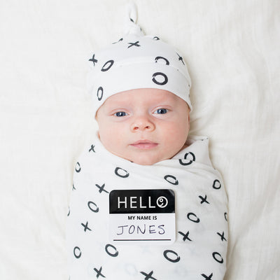 Hello World Baby Swaddle & Hat Set - Hugs & Kisses