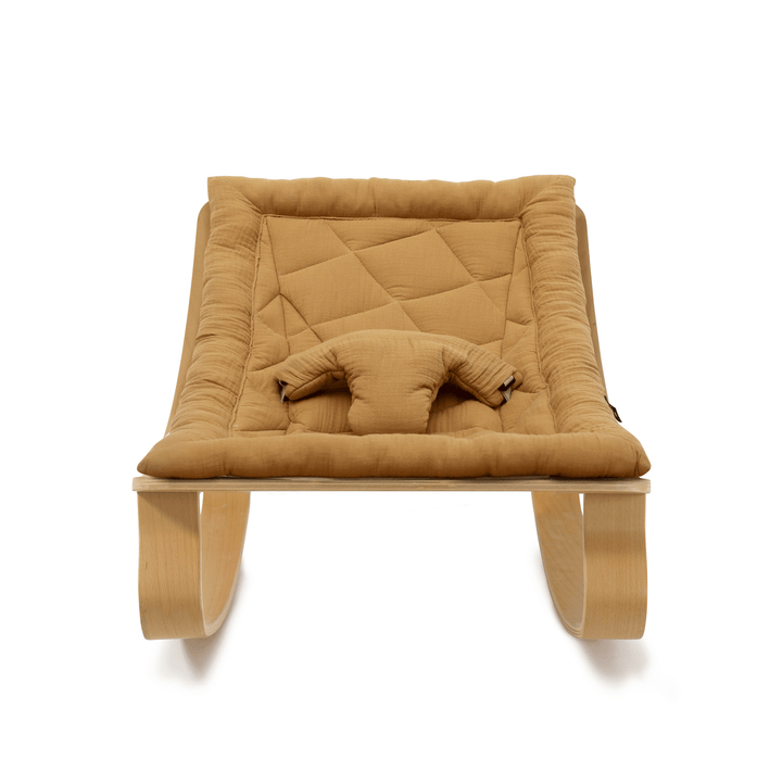 Charlie Crane Levo Babywippe - Buche + Karamellkissen