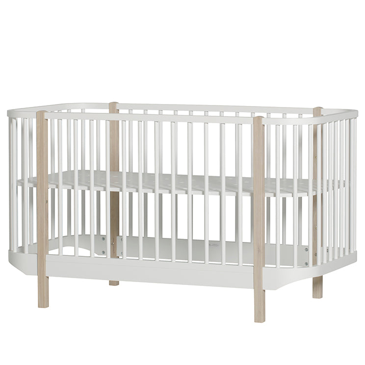 Oliver Furniture Wood Cot - White/Oak