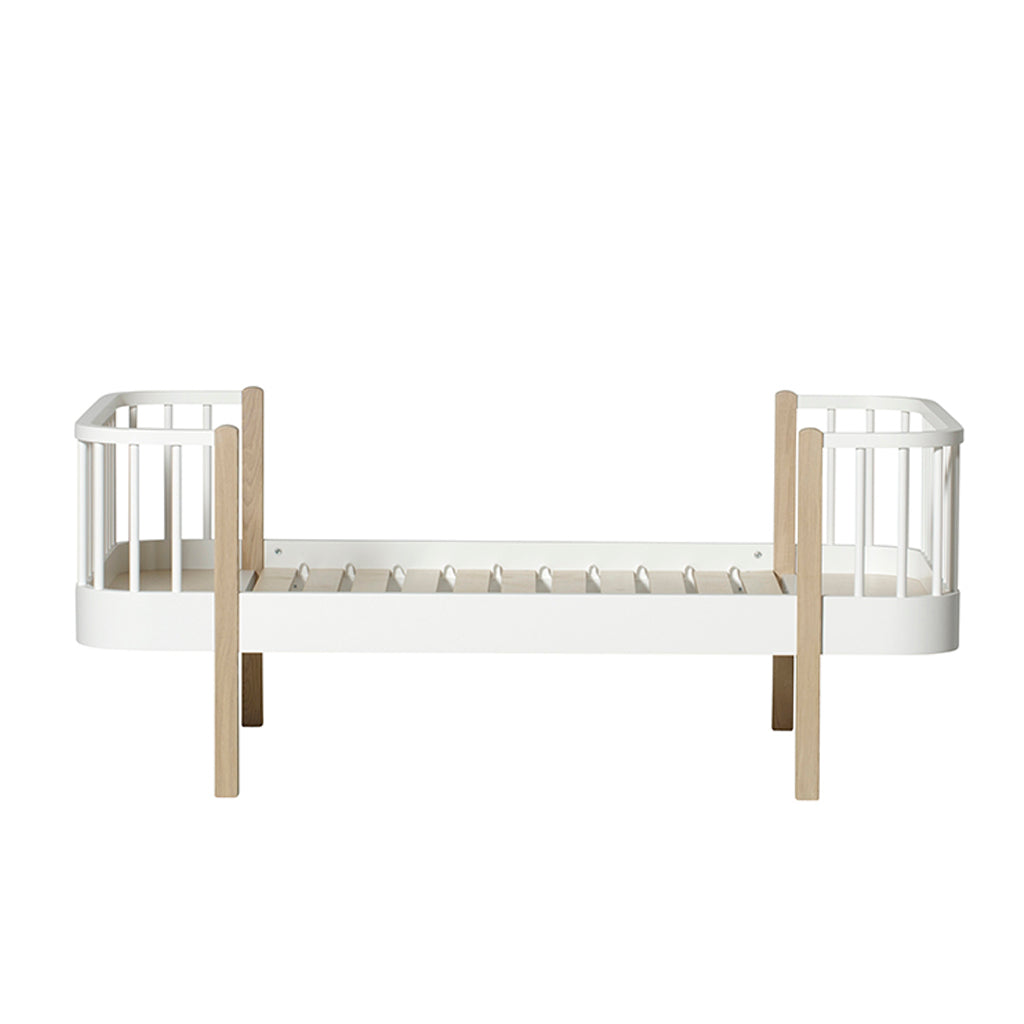 Oliver Furniture Wood Junior Bed (90x160 / 200cm) - White/Oak